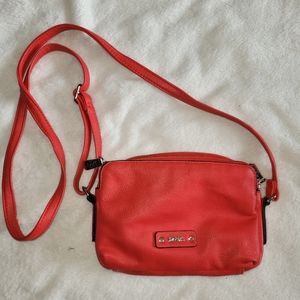 Roots purse